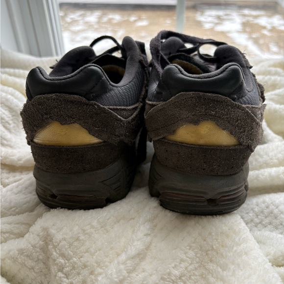 New Balance 2002R protection pack MEN Phantom Charcoal and Black Athletic Sz 9 - Picture 16 of 16